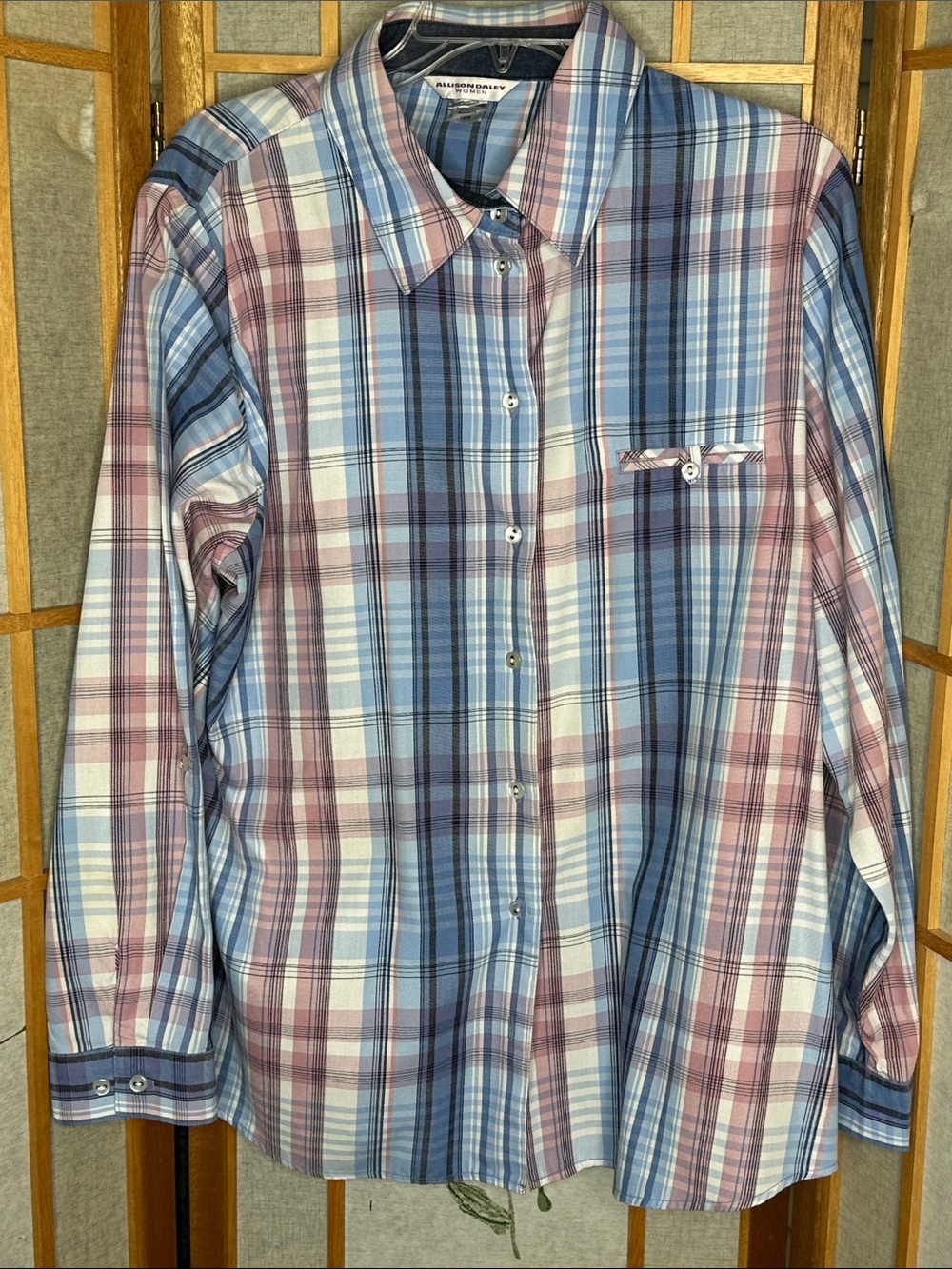Alison Daley Women’s 18W Blue & Pink Plaid Button-Front Blouse - Picture 5 of 13